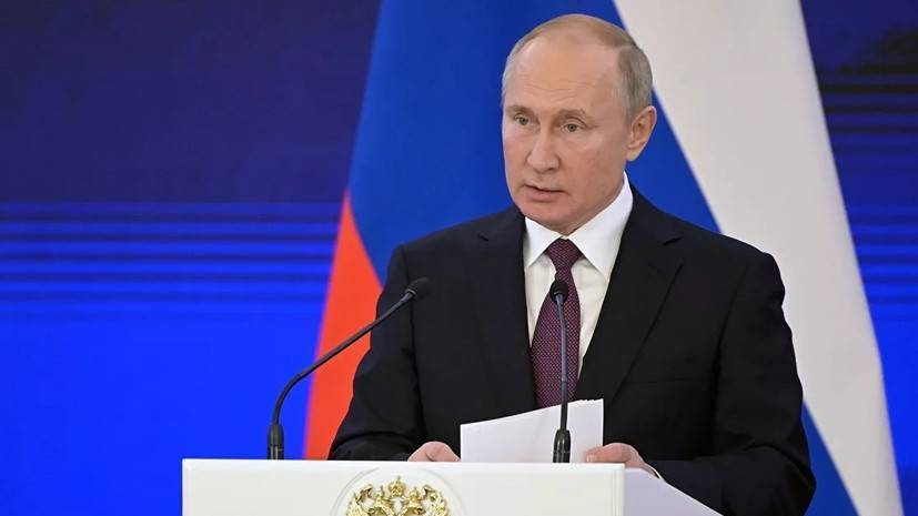 Путин заявил о «пещерных русофобах», объявивших войну русскому языку