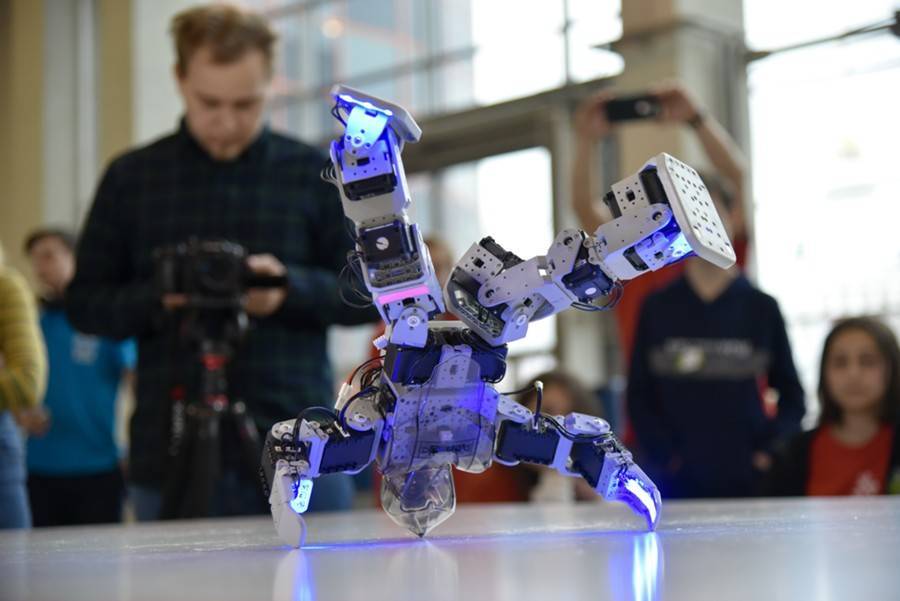Детские технопарки проведут занятия по робототехнике и 3D-моделированию онлайн