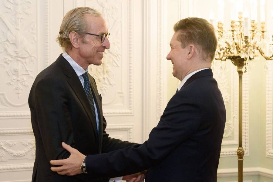 Глава "Газпрома" обсудил с представителем Германии сделку с Киевом по транзиту газа