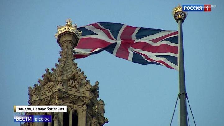 Смелые заявления из Лондона: Борис Джонсон рассказал, что заставляет его жевать галстук