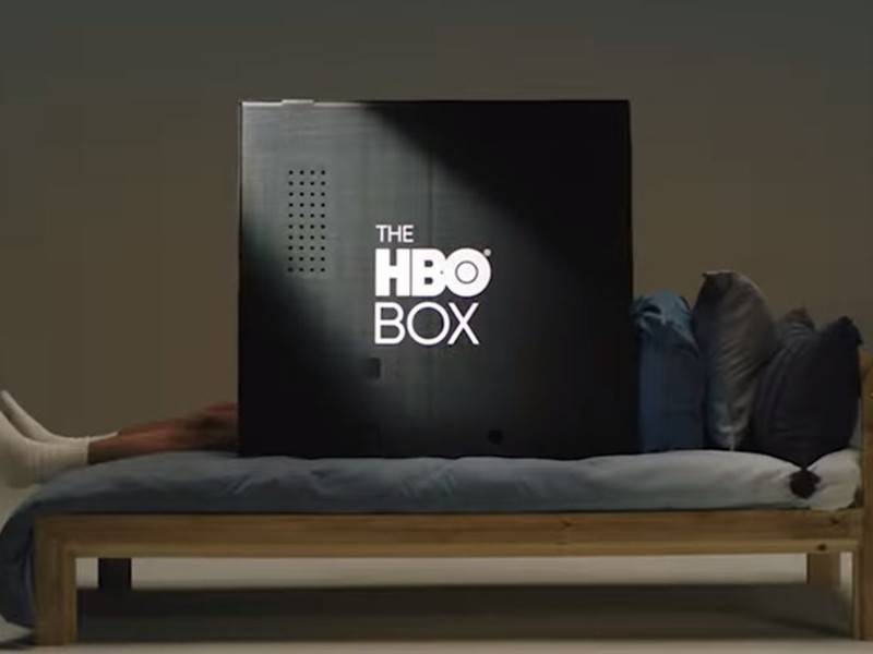 HBO представил картонную коробку для уединенного просмотра сериалов