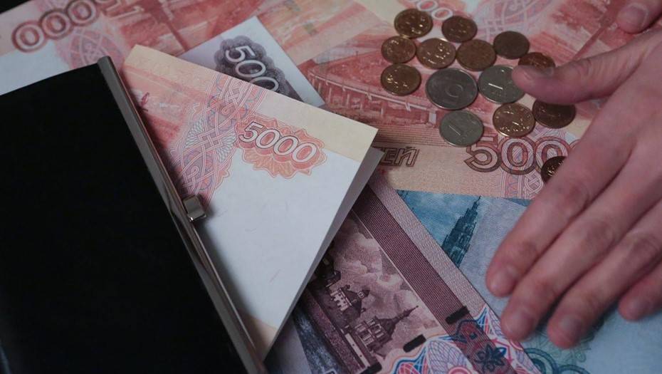 Годовая инфляция в России снизилась до 3,8%