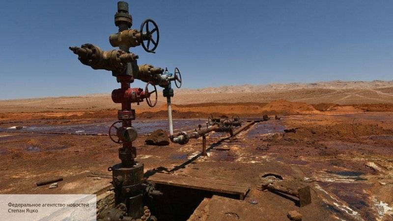 Присутствие военных США и курдских бандитов на нефтяных полях Сирии незаконно – эксперт