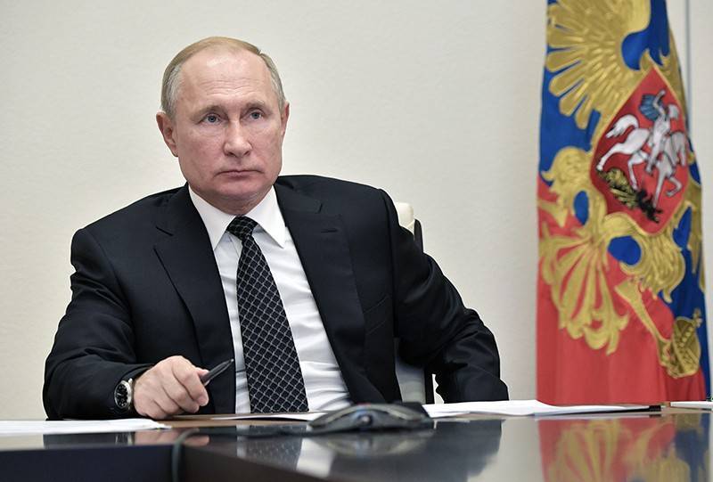Путин одобрил закон о компенсациях членам ЖСК