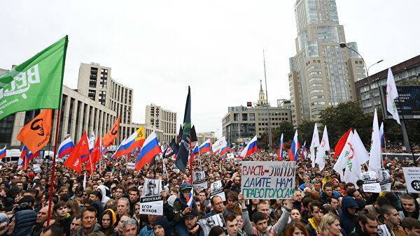 Полиция подала иск к организаторам протестов в Москве