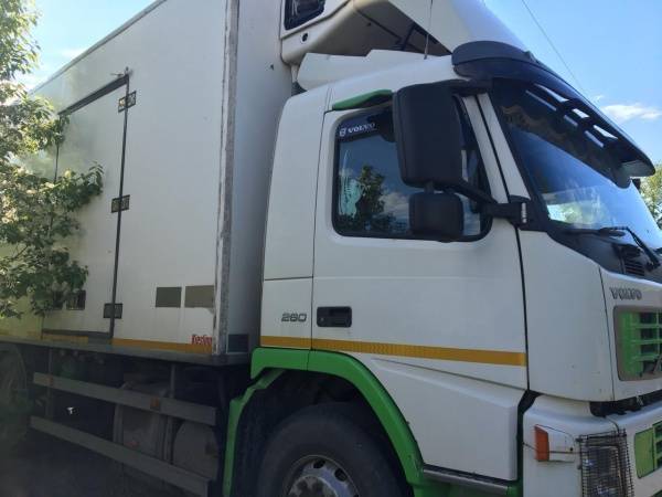 К гибели 39 мигрантов в грузовике в Англии может быть причастен контрабандист, живший в России