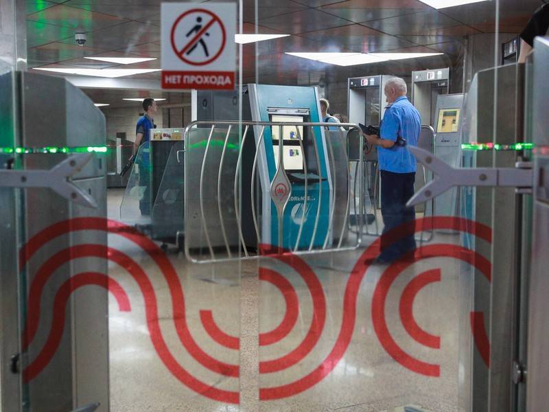 Турникеты московского метро будут следить за пассажирами