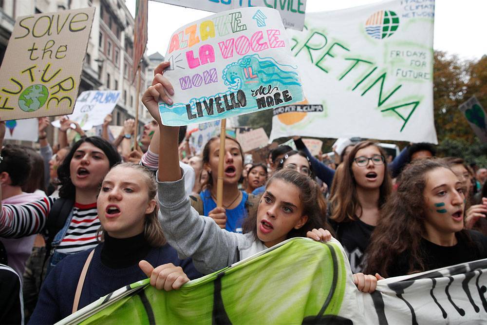 Италия первой в мире введет в школах обязательные уроки об изменении климата