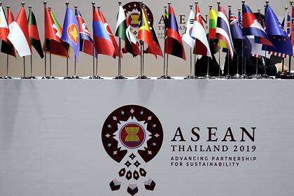 Страны АСЕАН проигнорировали саммит с США