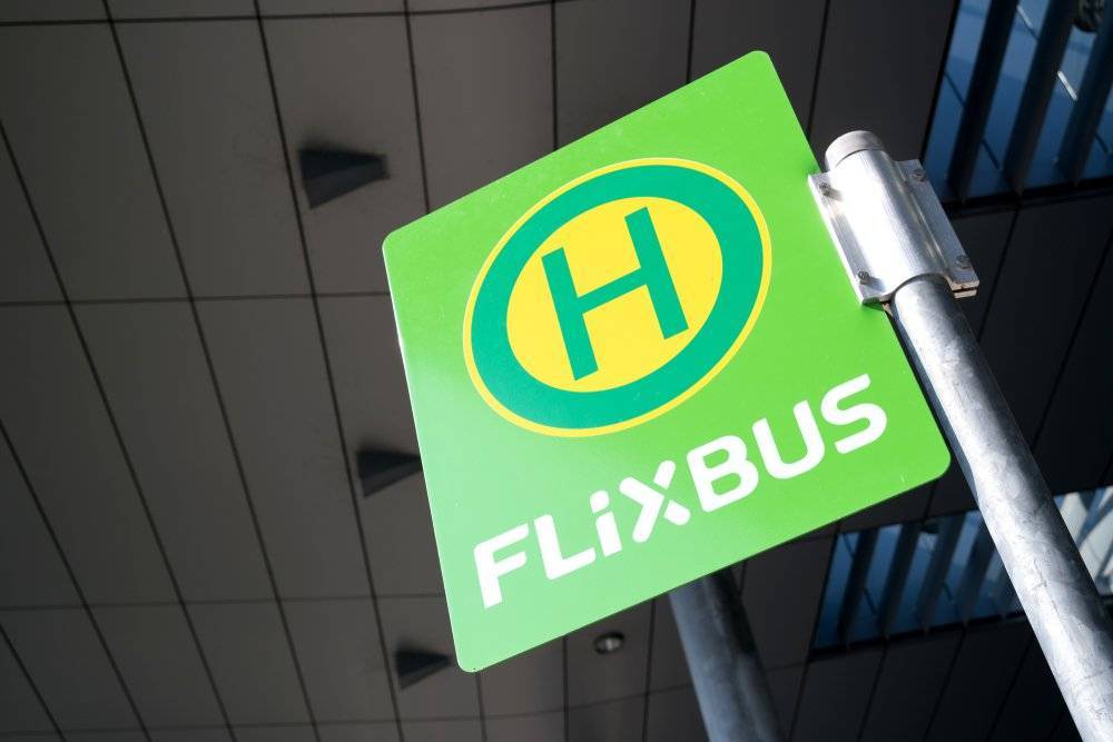 Виноваты поезда: Flixbus в Германии закрывает более ста маршрутов
