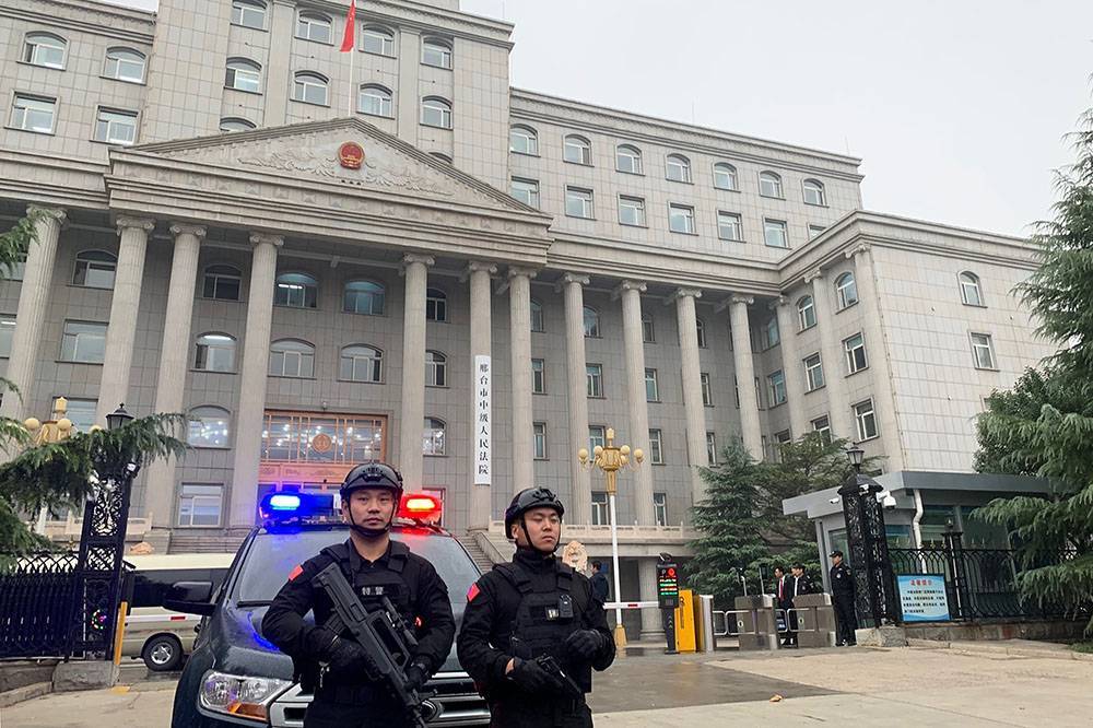 Суд в Китае приговорил к смертной казни обвиняемого в контрабанде фентанила в США