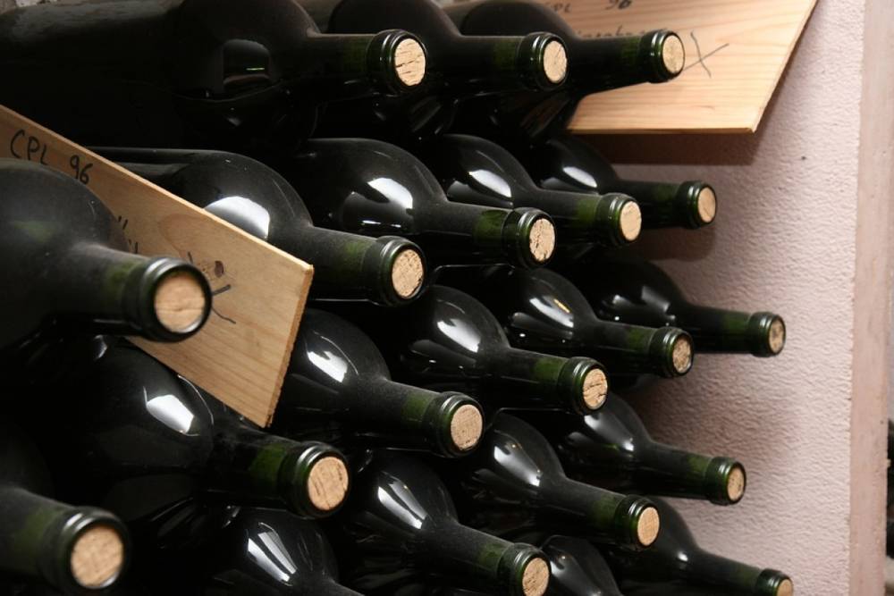 В Мурманске изъято более 5,5 тыс. бутылок контрафактного алкголя
