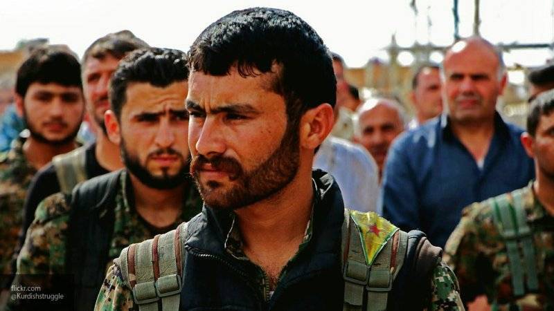 Курдские боевики из SDF снова практикуют аресты мирных жителей в районах Дейр-эз-Зора Сирии