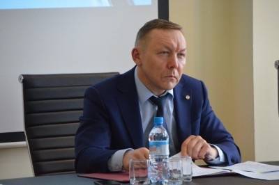 Главу Шурышкарского района оштрафовали за медлительность в работе со СМИ