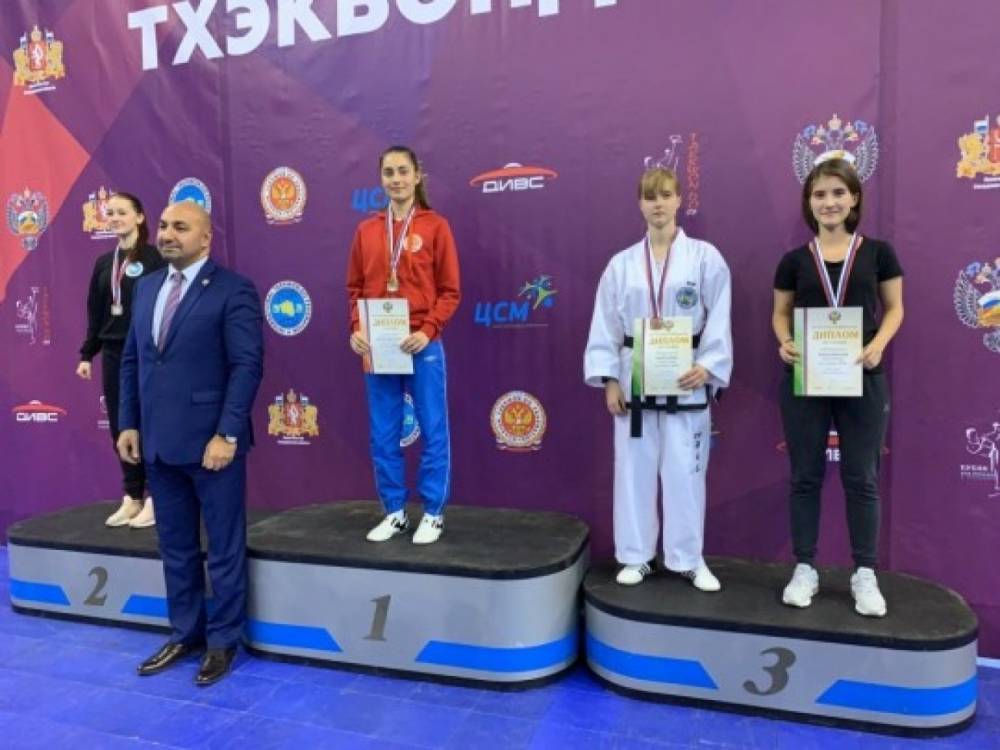 Спортсменка из Сыктывкара заняла первое место на Кубке по тхэквондо в Екатеринбурге