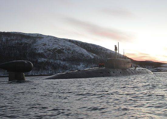Подводные маневры субмарин ВМФ России в Баренцевом море: боевая подготовка
