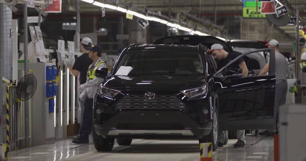 В России начато производство нового Toyota RAV4