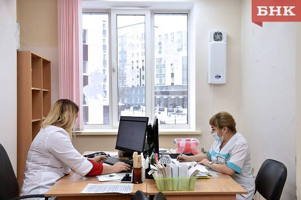 Обеспеченность врачами и медсестрами в Коми превышает 90 процентов