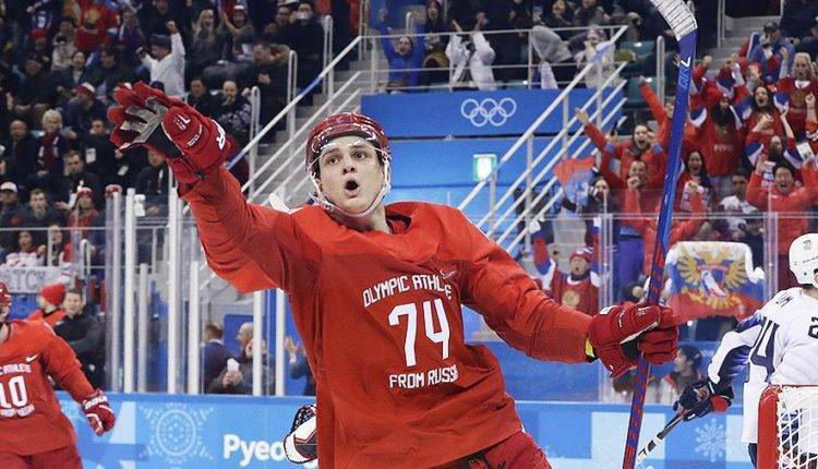 Хоккеист Прохоркин призвал не называть Малкина предателем России