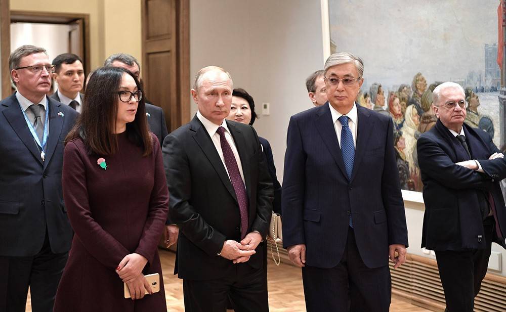 Путин и Токаев посетили центр "Эрмитаж-Сибирь" в Омске