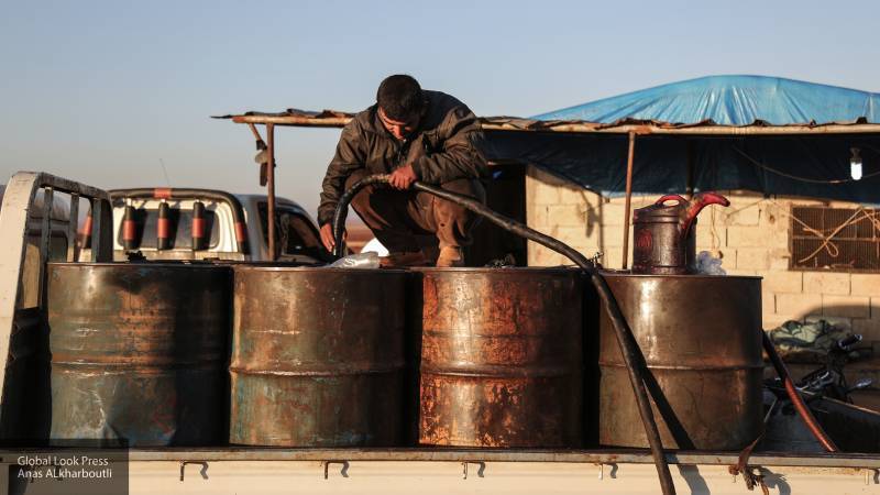 Ворующие нефть курдские группировки в Сирии выполняют грязную работу за США