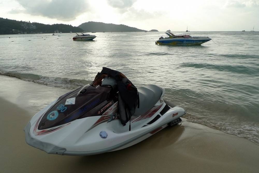Два туриста из России погибли на одном пляже в Таиланде за два дня