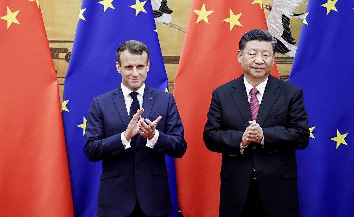 Синьхуа (Китай): Си Цзиньпин провел переговоры с Эммануэлем Макроном и пообещал укреплять отношения Китая и Франции
