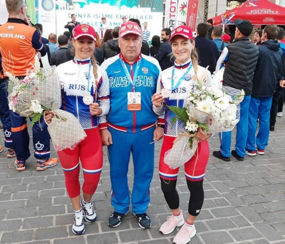 Велосипедистки из Калининграда завоевали пять медалей чемпионата мира среди глухих