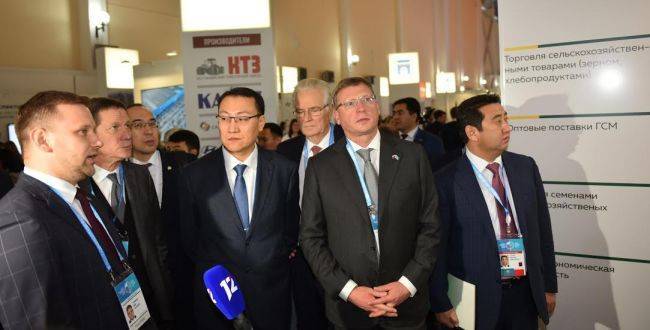 В Омске проходит Форум межрегионального сотрудничества России и Казахстана