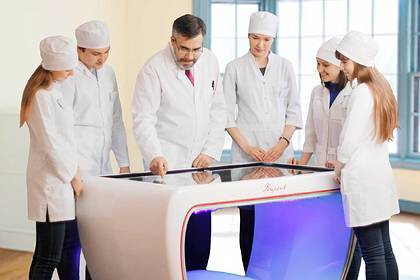 Российских студентов-медиков начали учить на виртуальных пациентах