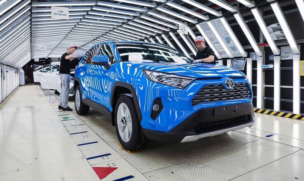 В России стартовало производство нового Toyota RAV4