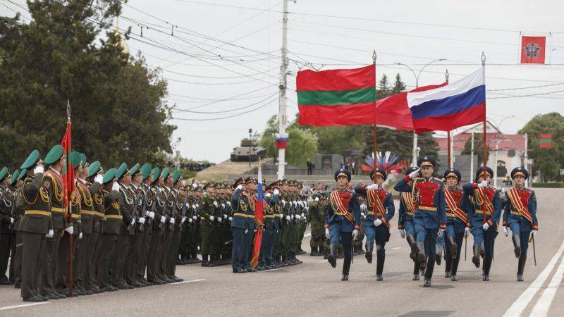 «Молдаване» и «украинцы» Приднестровья просят российское гражданство