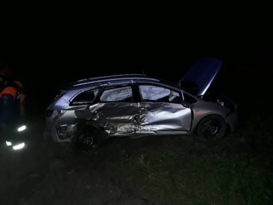 Водитель Lada Granta с 10 пассажирами попал в аварию в Ставрополье
