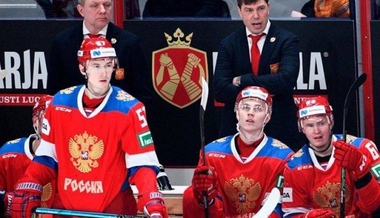 Сборная России по хоккею проиграла OHL в молодежной Суперсерии