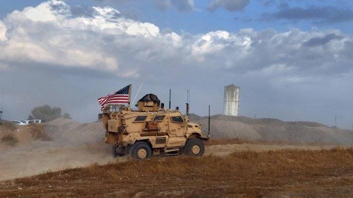 Эксперт назвал ложью слова Пентагона об отсутствии у США прибыли с кражи нефти в Сирии