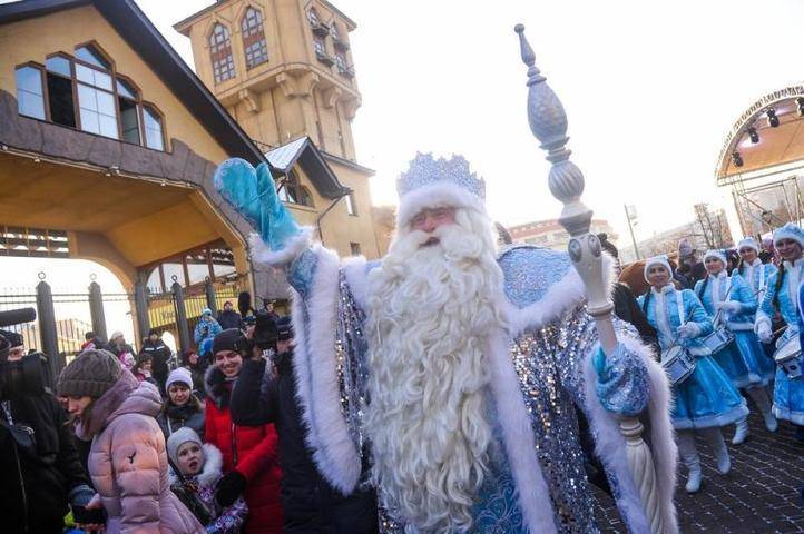Дед Мороз начал путешествие по России