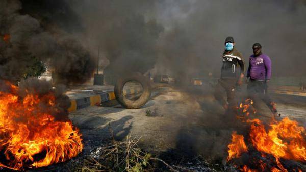 Эн-Наджаф в огне: Махди уходит, протесты в Ираке не остановились
