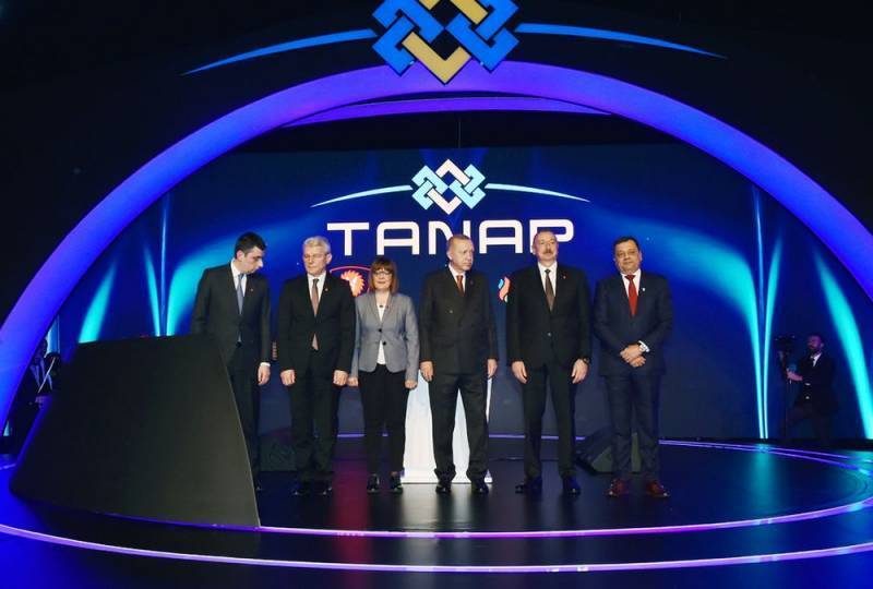 Греческая делегация со скандалом покинула открытие газопровода TANAP в Турции