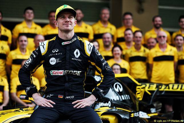 В Renault желают успехов Нико Хюлкенбергу