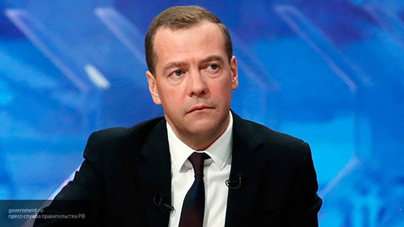 Медведев поручил помочь пострадавшим и родственникам погибших во время аварии в Забайкалье