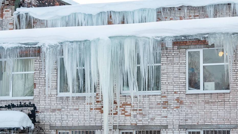 Власти Ленобласти усилили контроль за уборкой снега