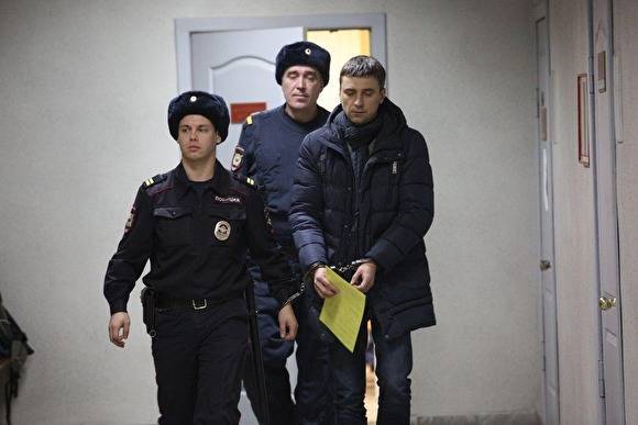 Вострецова, обвиняемого в передаче взятки Бусылко, отпустили под домашний арест