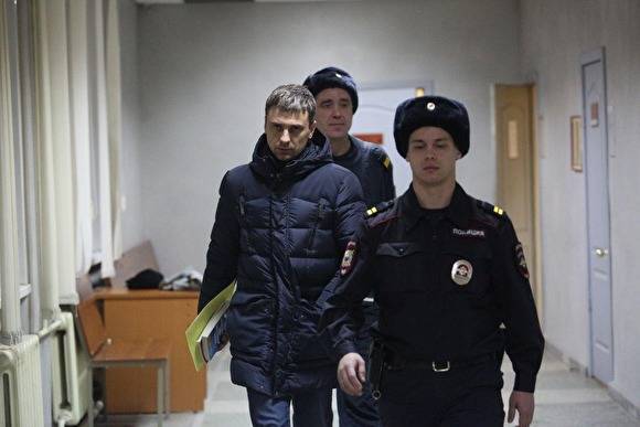 СК интересовался, брал ли взятки зампрокурора Свердловской области Дмитрий Чуликов