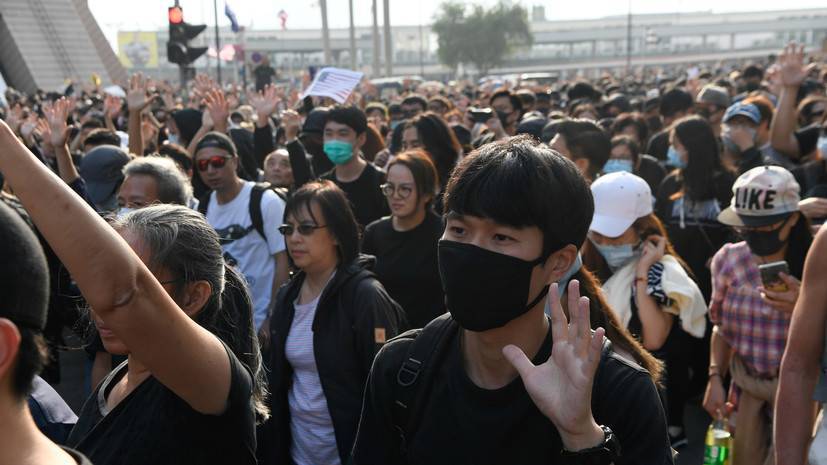 Протестующие поблагодарили Трампа за подписание закона по Гонконгу