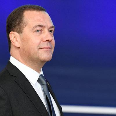Медведев поздравил Шарля Мишеля с вступлением в должность председателя Европейского совета