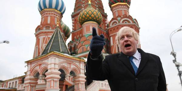 Двуликий Лондон: Британия «засматривается» на Россию на фоне разрыва с ЕС