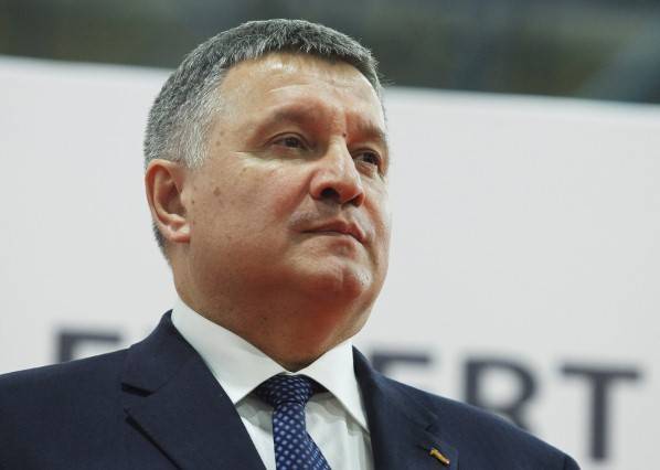 Глава МВД Украины назвал Вячеслава Володина русским дураком