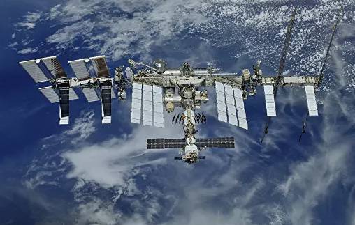 Российский экипаж МКС займется поиском нефти