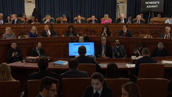 В юридическом комитете палаты представителей начались слушания по импичменту Трампу