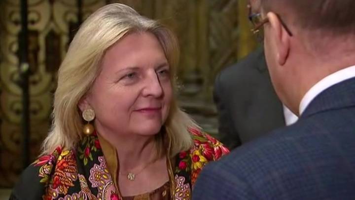 Экс-министр иностранных дел Австрии Кнайсль вспомнила о своем танце с Путиным